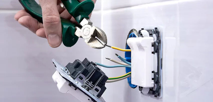 Outlet and Switch Repair Services in Arlington